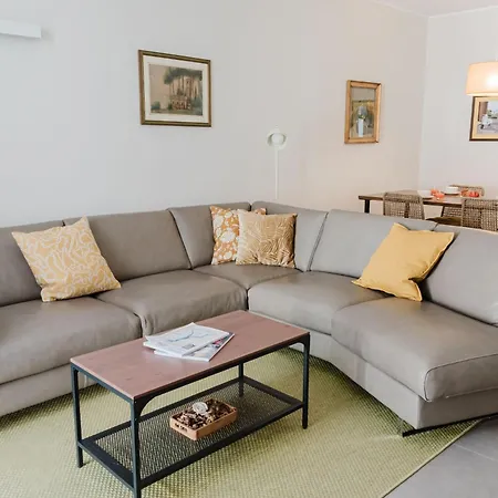 Casa vacanze Senape - By Lovecomo Menaggio