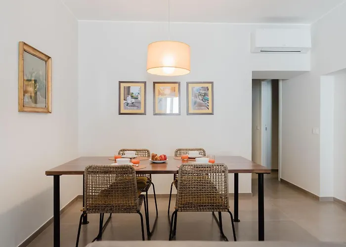 Senape - By Lovecomo Nyaraló Menaggio